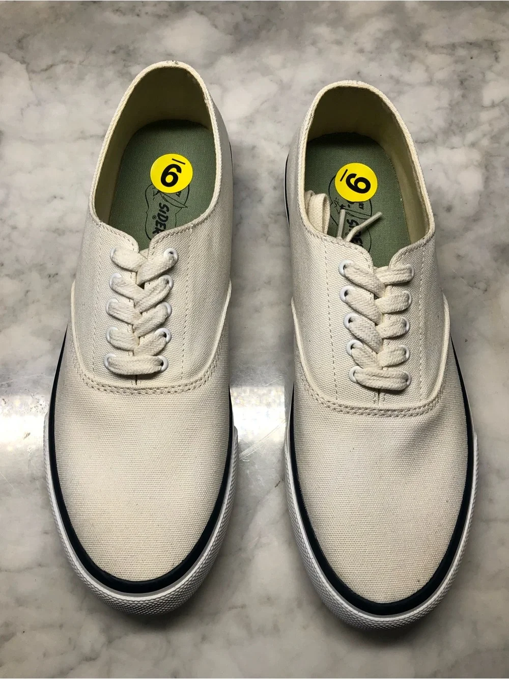 Sperry minimalist off